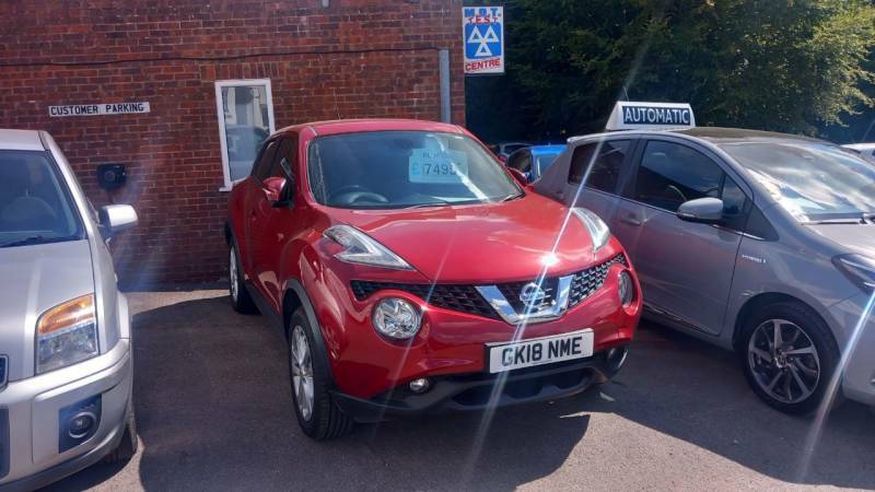 Nissan Juke 1.2 Dig-t N-connecta Red