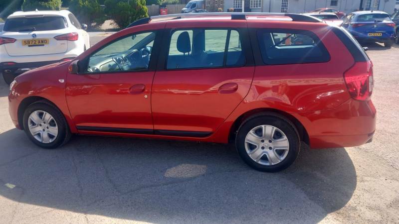 Dacia Logan 1.5 Dci Laureate Red #4