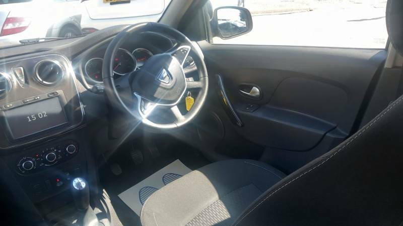 Dacia Logan 1.5 Dci Laureate Red #3