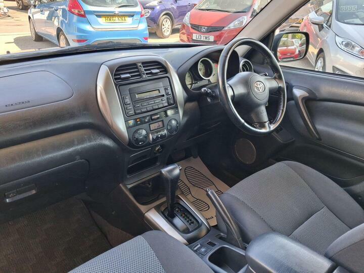 Toyota Rav 4 4X4 2.0 Vvt-i Xt3 4Wd 200404 Silver #9