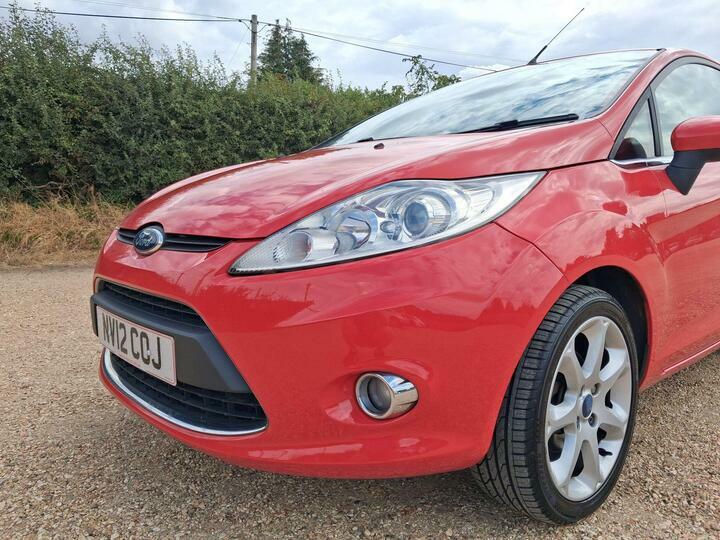 Ford Fiesta 1.25 Zetec Red #5
