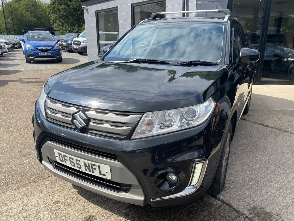 Suzuki Vitara Suzuki Vitara 1.6 Sz-t Hatch. Metallic Blac DF65NFL Black #5