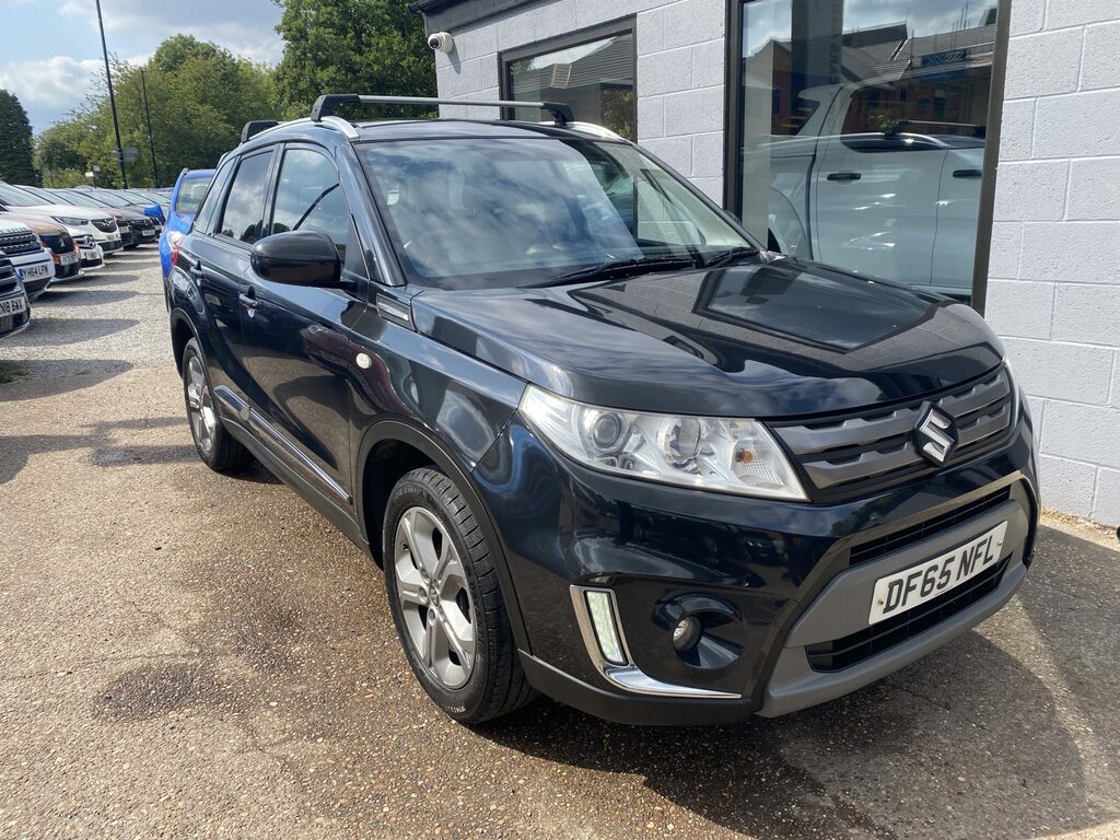 Suzuki Vitara Suzuki Vitara 1.6 Sz-t Hatch. Metallic Blac DF65NFL Black #2