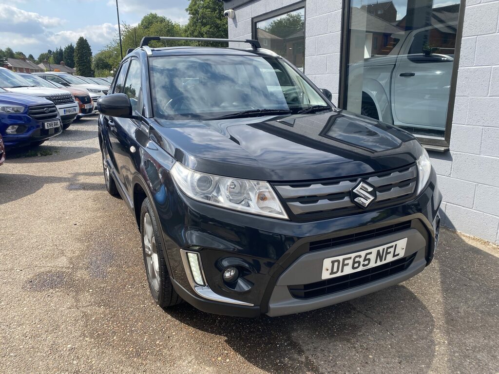 Suzuki Vitara Suzuki Vitara 1.6 Sz-t Hatch. Metallic Blac DF65NFL Black