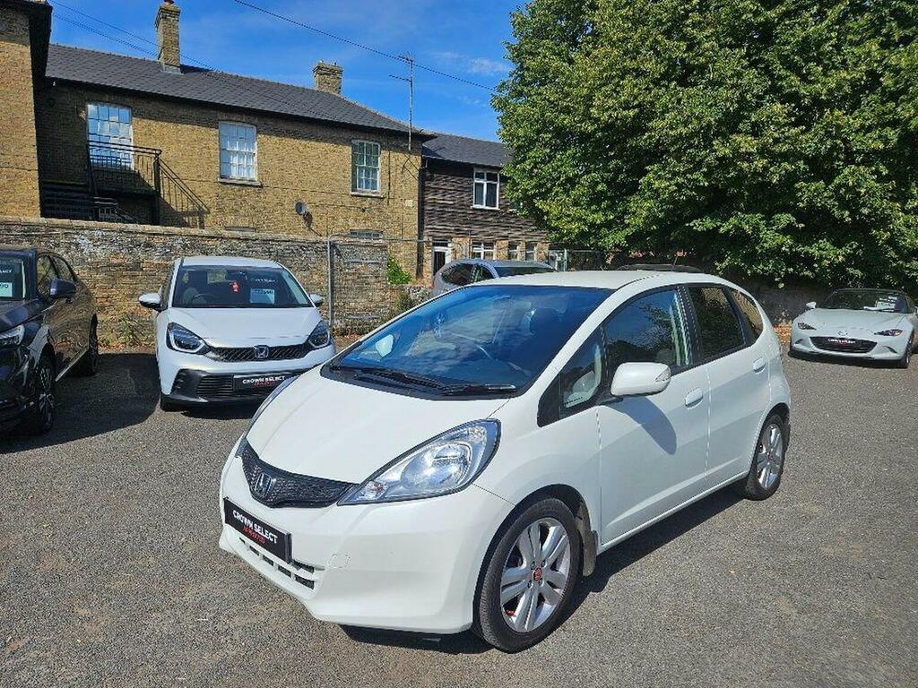 Honda Jazz 1.4 I-vtec Es Plus Cvt Euro 5 White #3