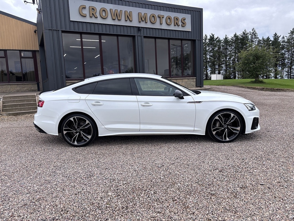 Audi A5 Hatchback SW71DKV White #3