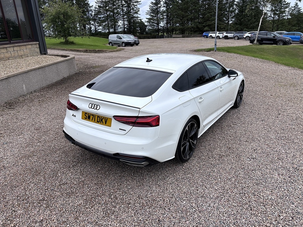 Audi A5 Hatchback SW71DKV White #5