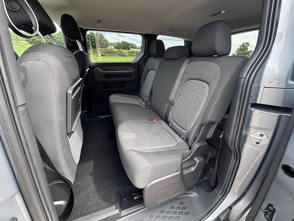 Volkswagen ID.Buzz 210Kw Style Pro 86Kwh Lwb 7 Seat Blue #20