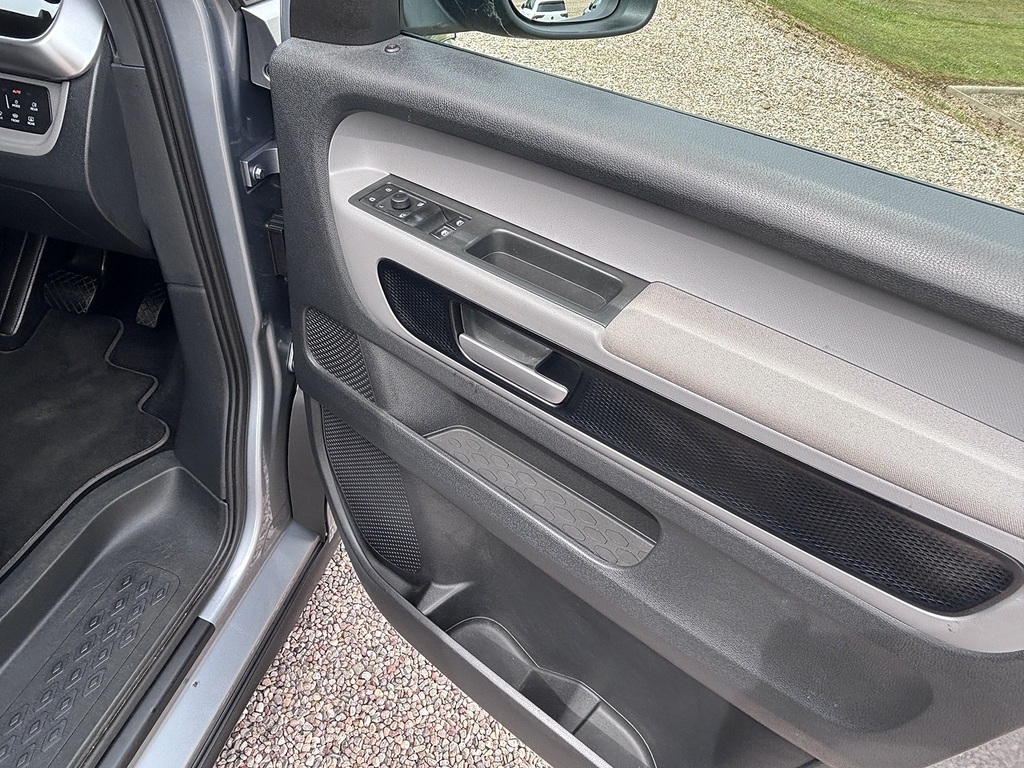 Volkswagen ID.Buzz 210Kw Style Pro 86Kwh Lwb 7 Seat Blue #26