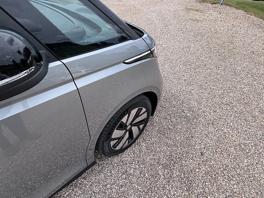 Volkswagen ID.Buzz 210Kw Style Pro 86Kwh Lwb 7 Seat Blue #15