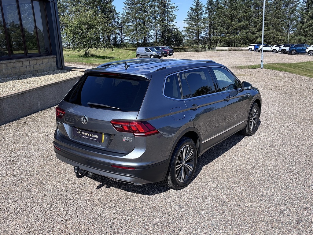 Volkswagen Tiguan Allspace Tiguan Allspace Se Nav Tdi 4Motion GJ68JZP Grey #5