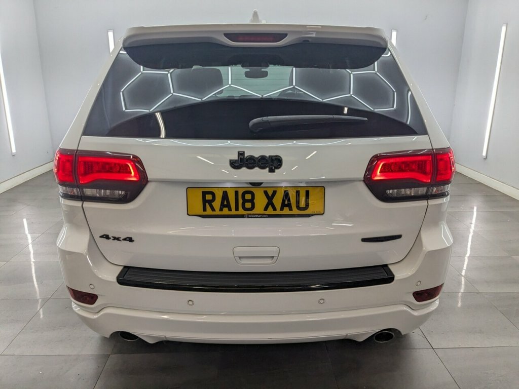 Jeep Grand Cherokee Estate White #6