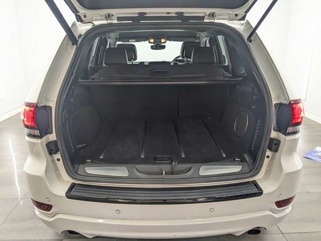 Jeep Grand Cherokee 3.0 Multijetii V6 Multijetii Night Eagle 4Wd White #24