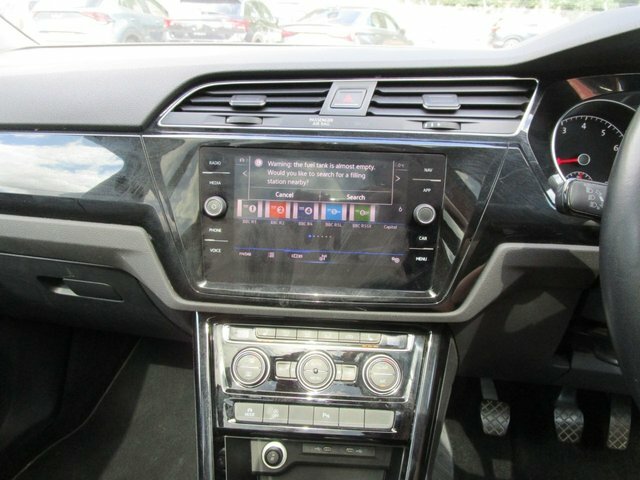 Volkswagen Touran 1.5 Tsi Evo Sel Dsg Silver #26