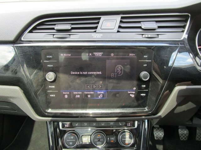 Volkswagen Touran 1.5 Tsi Evo Sel Dsg Silver #32
