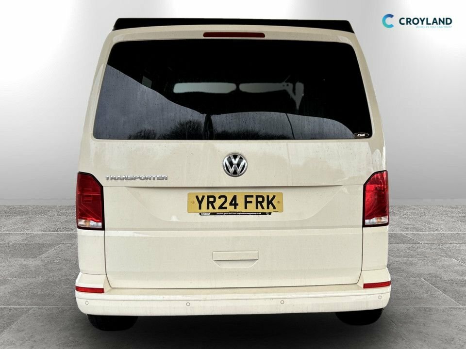 Volkswagen Transporter 2L Highline Beige #4
