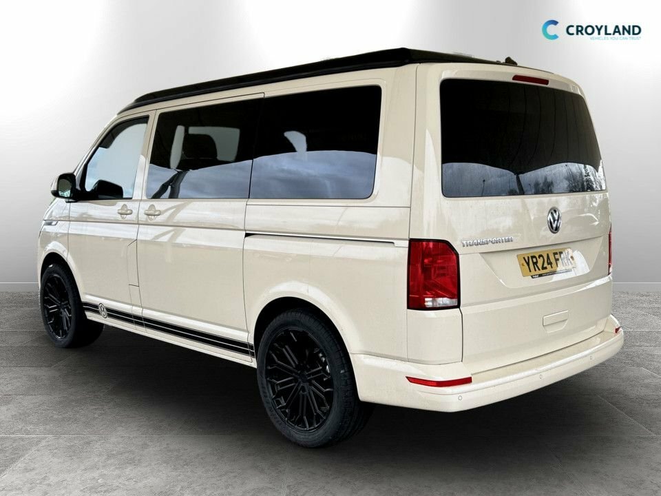 Volkswagen Transporter 2L Highline Beige #5