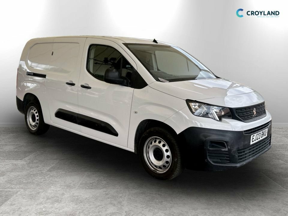 Peugeot Partner 1.5L Professional Premium 6Dr White