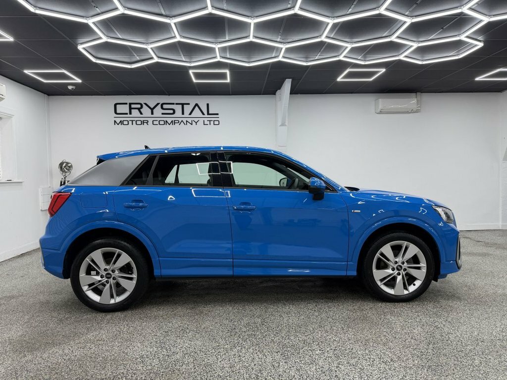 Audi Q2 1.5L S Line LY72DJX Blue #2