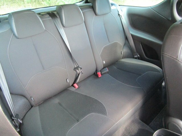 Citroen DS3 1.6 Hdi Black Euro 5 White #18