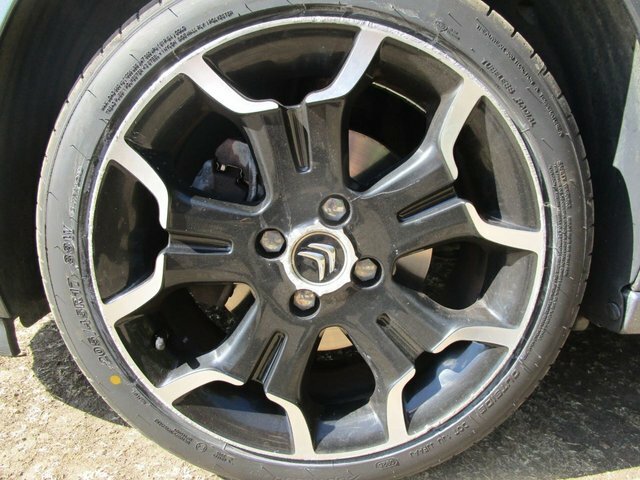 Citroen DS3 1.6 Hdi Black Euro 5 White #13