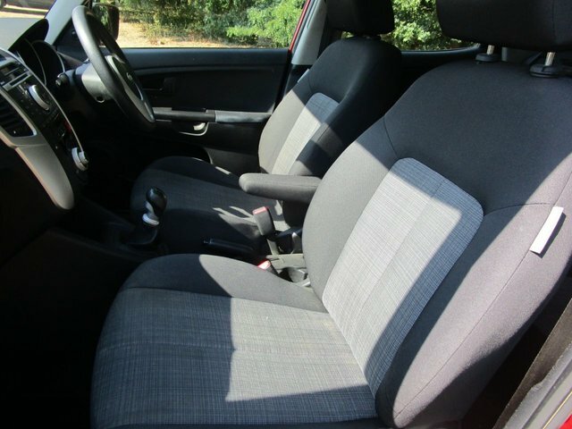 Kia Venga 1.6 2 Mpv Euro 5 123 Bhp Blue #7
