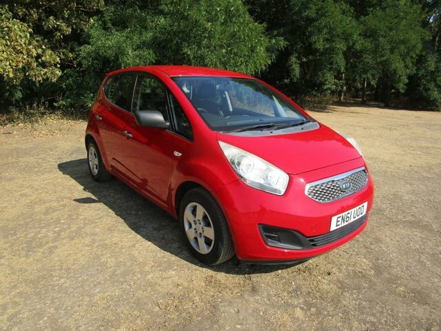 Kia Venga Mpv Red