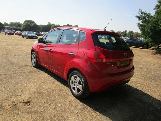 Kia Venga Mpv Red #3
