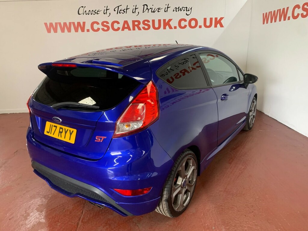 Ford Fiesta 1.6 T Ecoboost St-2 Blue