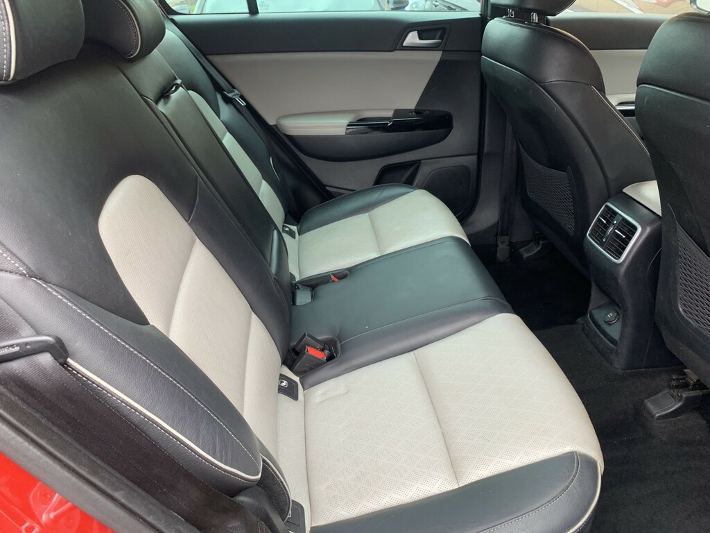Kia Sportage 2.0 Crdi Gt-line Red #6