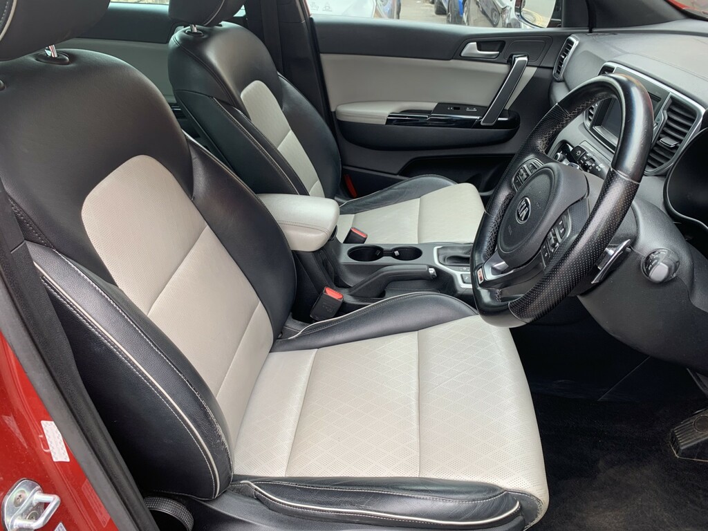 Kia Sportage 2.0 Crdi Gt-line Red #3