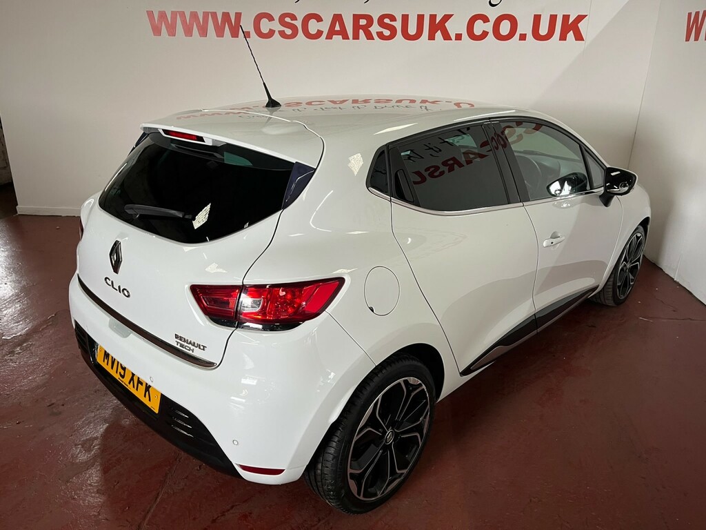Renault Clio 1.5 Iconic Dci 90 Edc My18 MV19XFK White #2