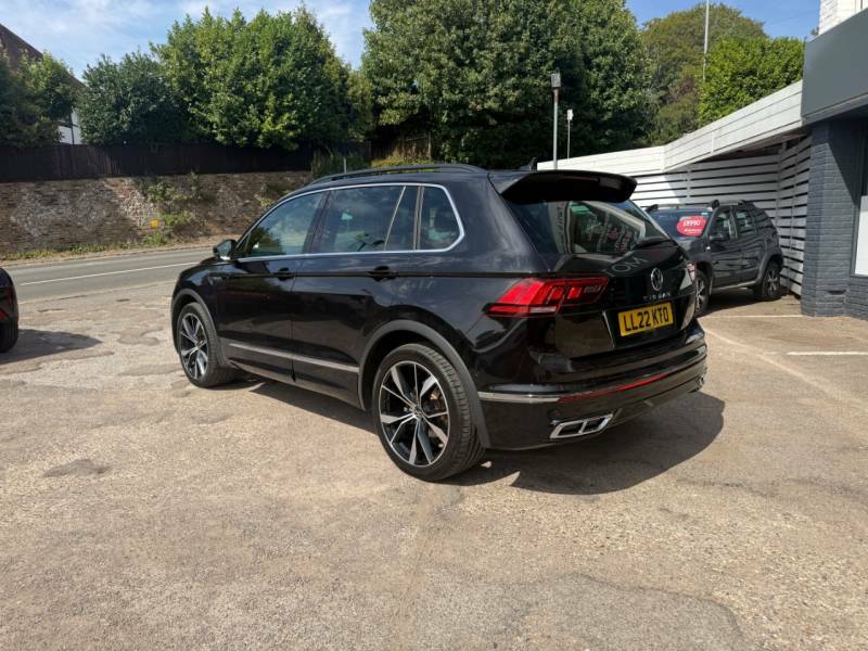 Volkswagen Tiguan 1.5 Tsi 150 R-line Dsg - Fvsh - Car Play - Par Black #4