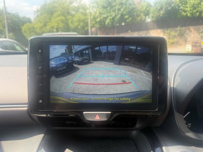 Toyota Yaris Cross 1.5 Hybrid Excel Cvt - Hseats - Parking Senso LP23NPX Silver #4