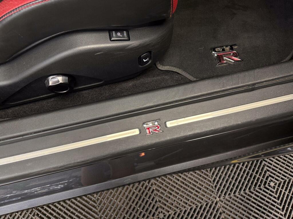 Nissan GT-R 3.8 Recaro Gold #47
