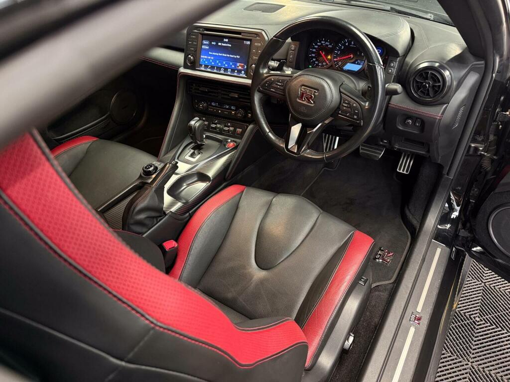 Nissan GT-R 3.8 Recaro Gold #22