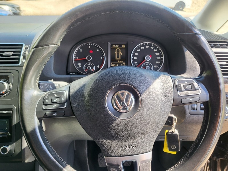 Volkswagen Touran Se Tdi Bluemotion Technology Black #5