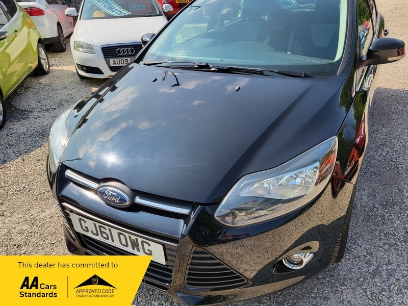 Ford Focus Zetec Black #4