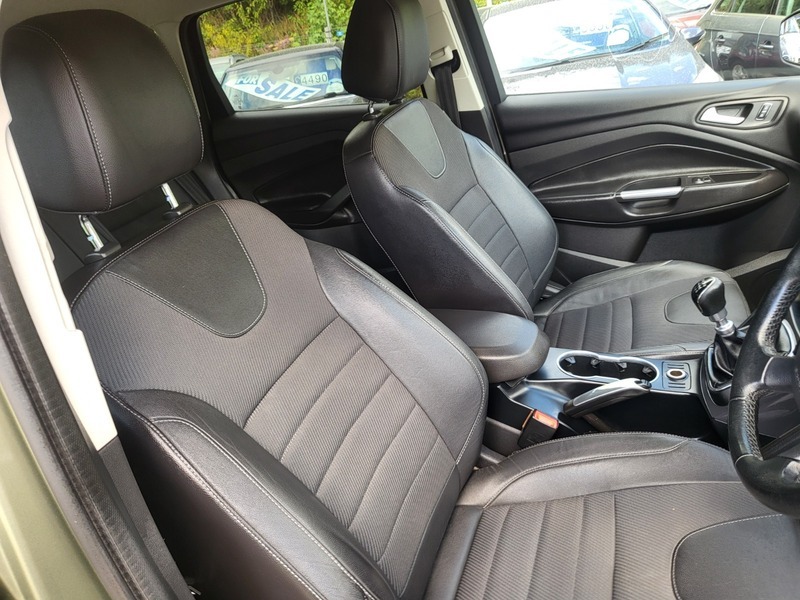 Ford Kuga 2.0 Tdci Zetec Awd Euro 5 White #15