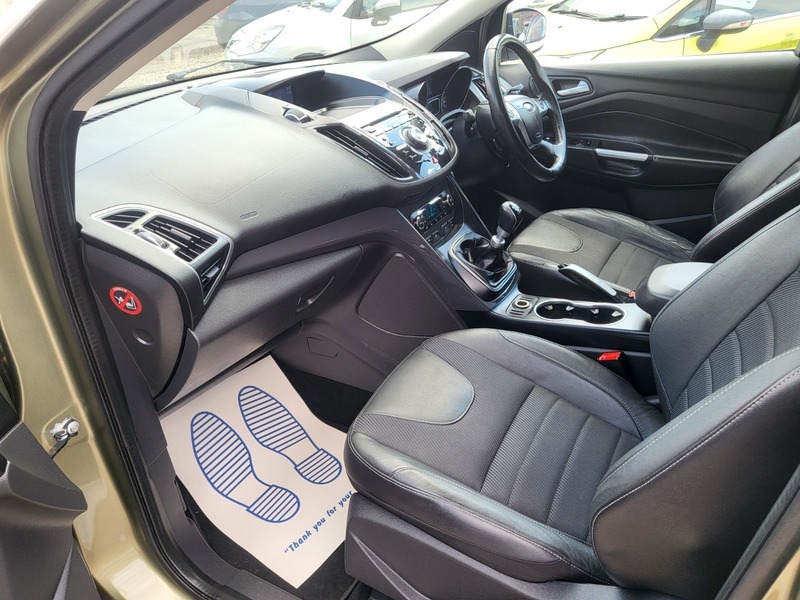 Ford Kuga 2.0 Tdci Zetec Awd Euro 5 White #23