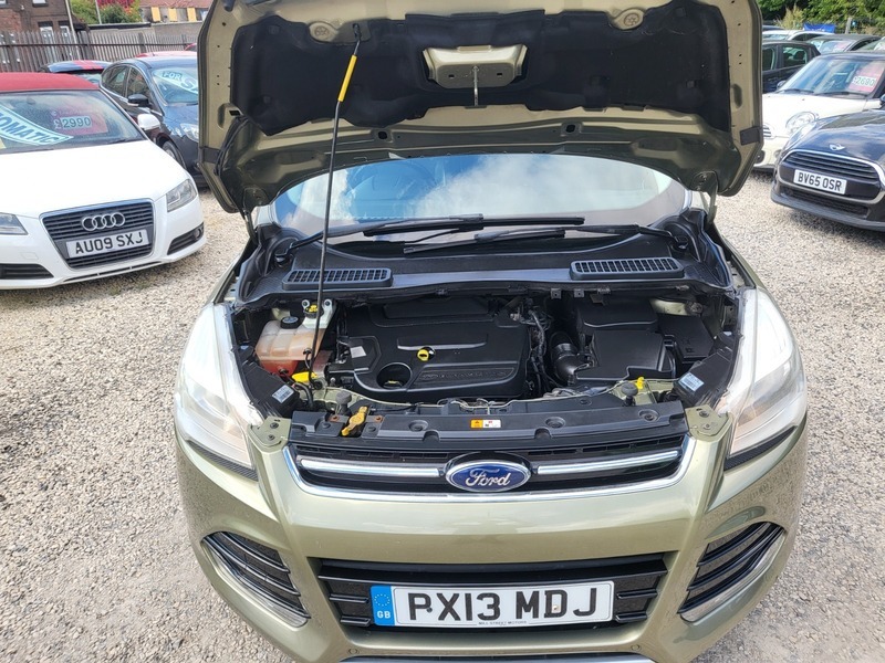 Ford Kuga 2.0 Tdci Zetec Awd Euro 5 White #27