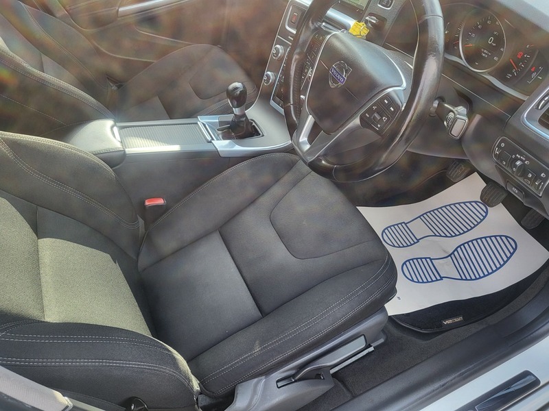 Volvo S60 D2 Business Edition White #3