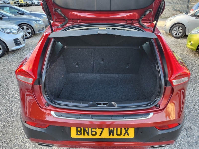 Volvo V40 Cross Country Nav Plus Brown #25