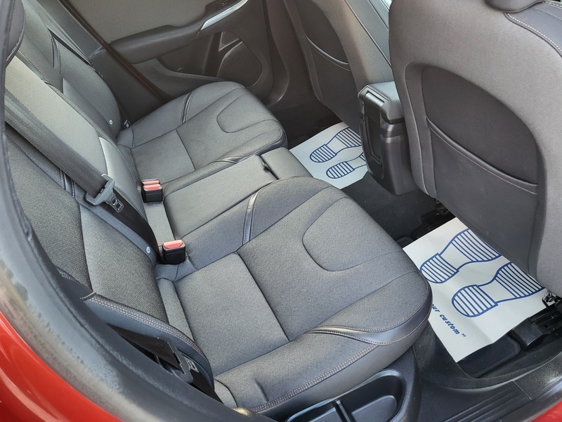 Volvo V40 Cross Country Nav Plus Brown #17