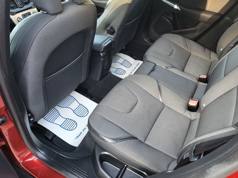 Volvo V40 Cross Country Nav Plus Brown #19