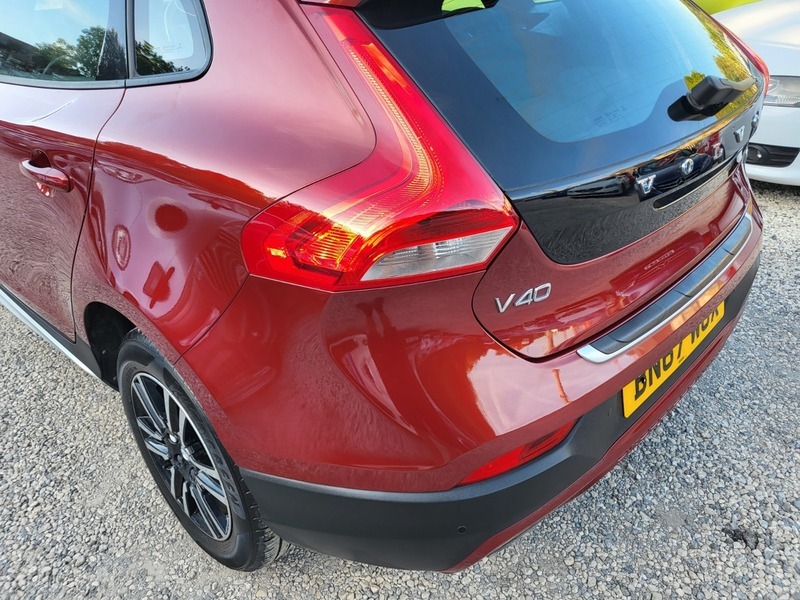 Volvo V40 Cross Country Nav Plus Brown #20
