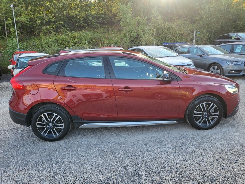 Volvo V40 Cross Country Nav Plus Brown #12