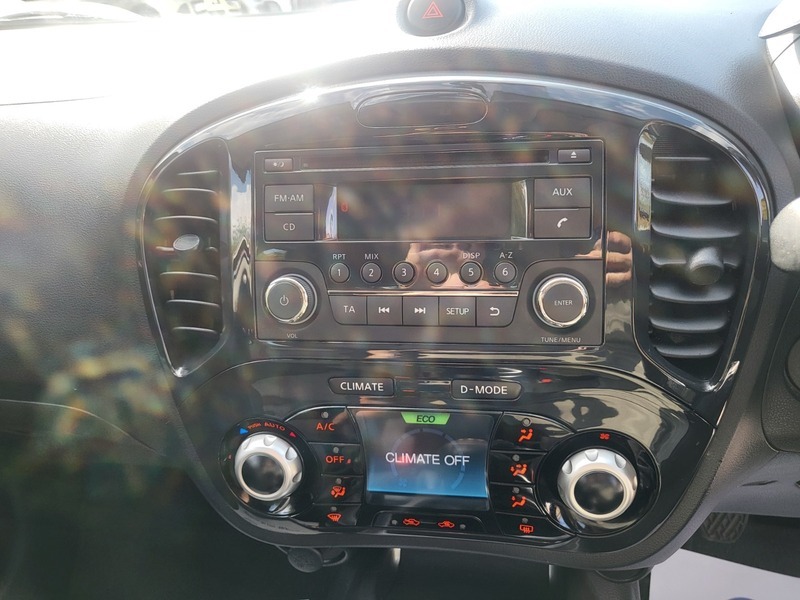 Nissan Juke Acenta Black #4