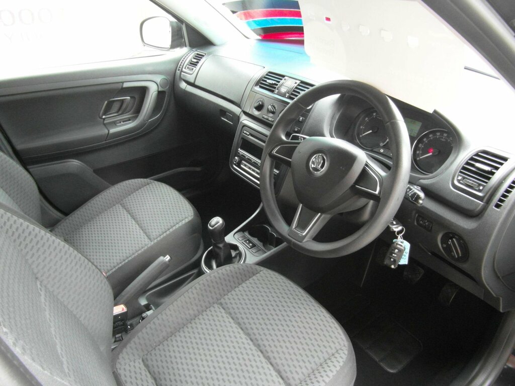 Skoda Fabia 1.2 Se Euro 5 Black #4