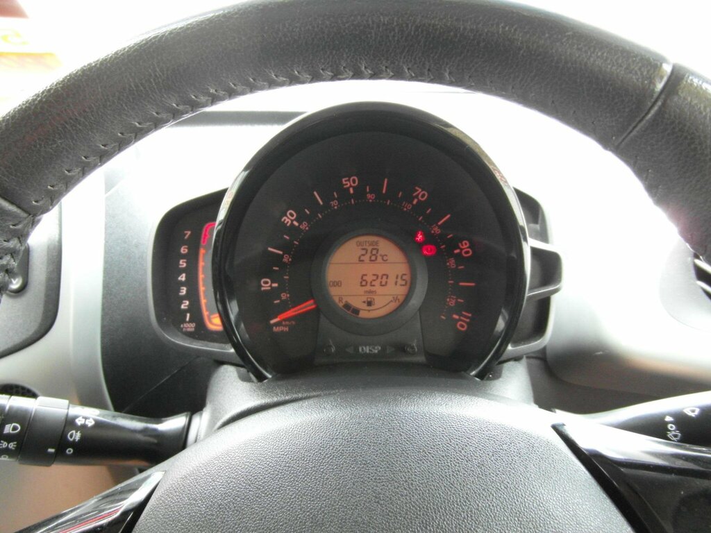 Toyota Aygo 1.0L Vvt-i Move With Style 68 Bhp Blue #19